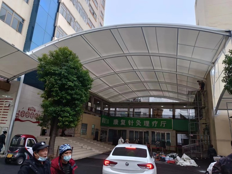 浦口区推拉雨棚定制厂家，仓库通道、卸货区移动伸缩棚搭建-2